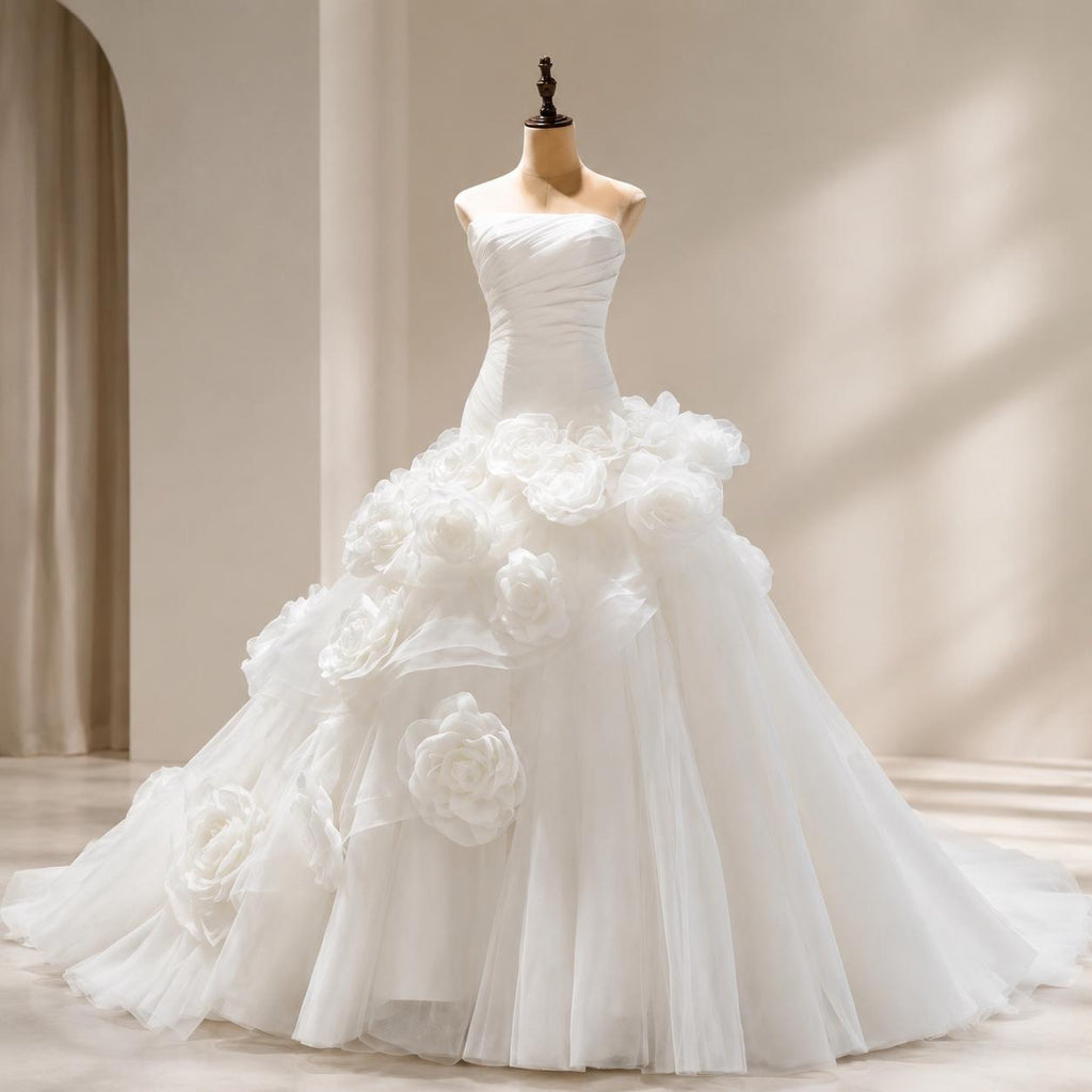 3D Floral Strapless Organza Ball Gown Wedding Dress